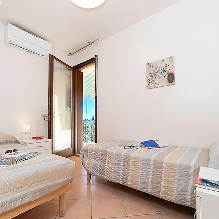 Apartamento Blanco - Regarda Travel