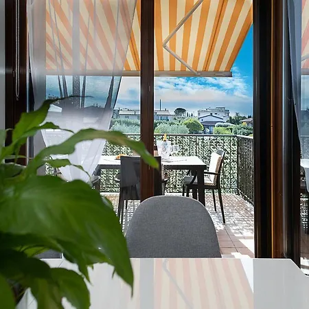 Blanco - Regarda Travel Apartment