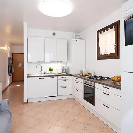 Blanco - Regarda Travel Lägenhet *